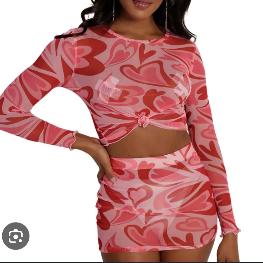 iHeart Raves Queen of Hearts Mesh Top & Skirt | Size Medium
